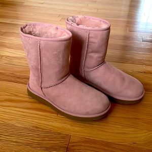 Pink Crystal Uggs!